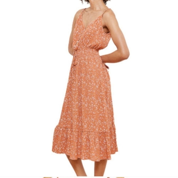 Lulus Dresses & Skirts - Lulus Women's Floral Print Tiered Midi Dress Dusty Orange White Size Small